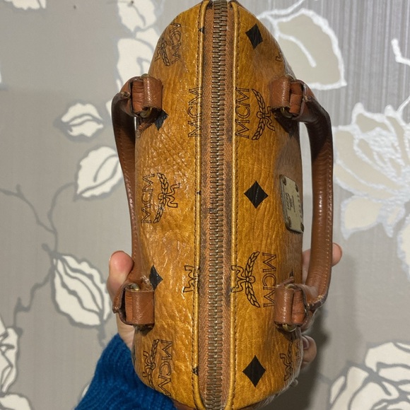 Mcm mini Boston- Germany -Authentic ✅Well used condition -firm in price . - Picture 10 of 16